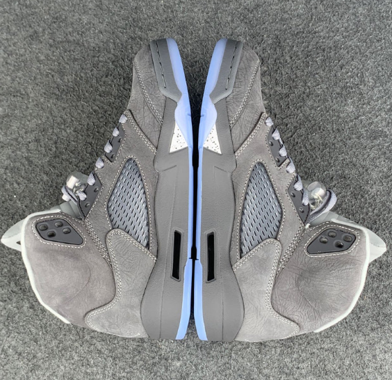 Air Jordan 5 ‘Wolf Grey’ (2026)