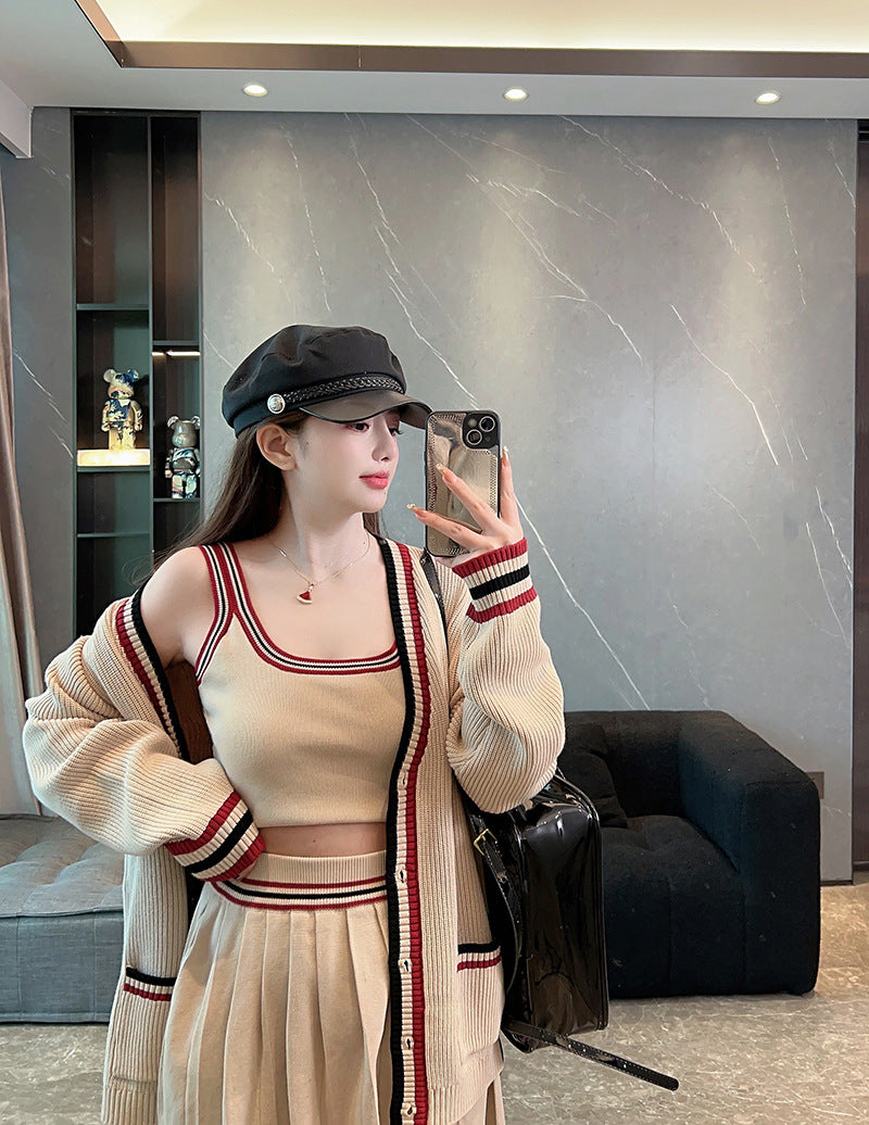 Women's Sleeveless Top and Pleated Skirt Set | Thom Browne