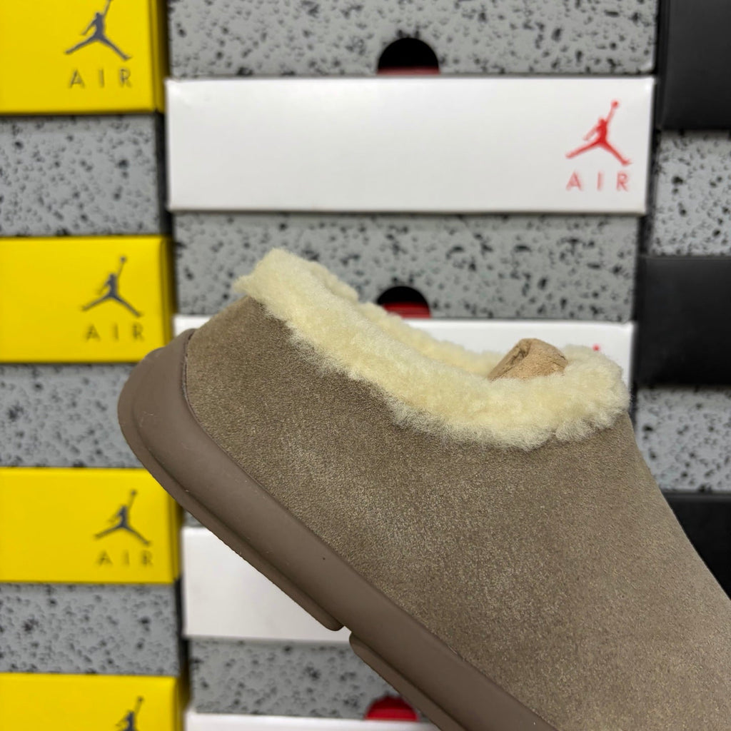 UGG Tasman Slipper – Unisex Wool-Lined Suede Moccasin in Desert Sand