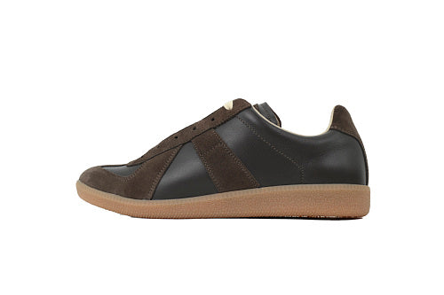 Maison Margiela Replica Dark Brown S57WS0236 P1895 T2153