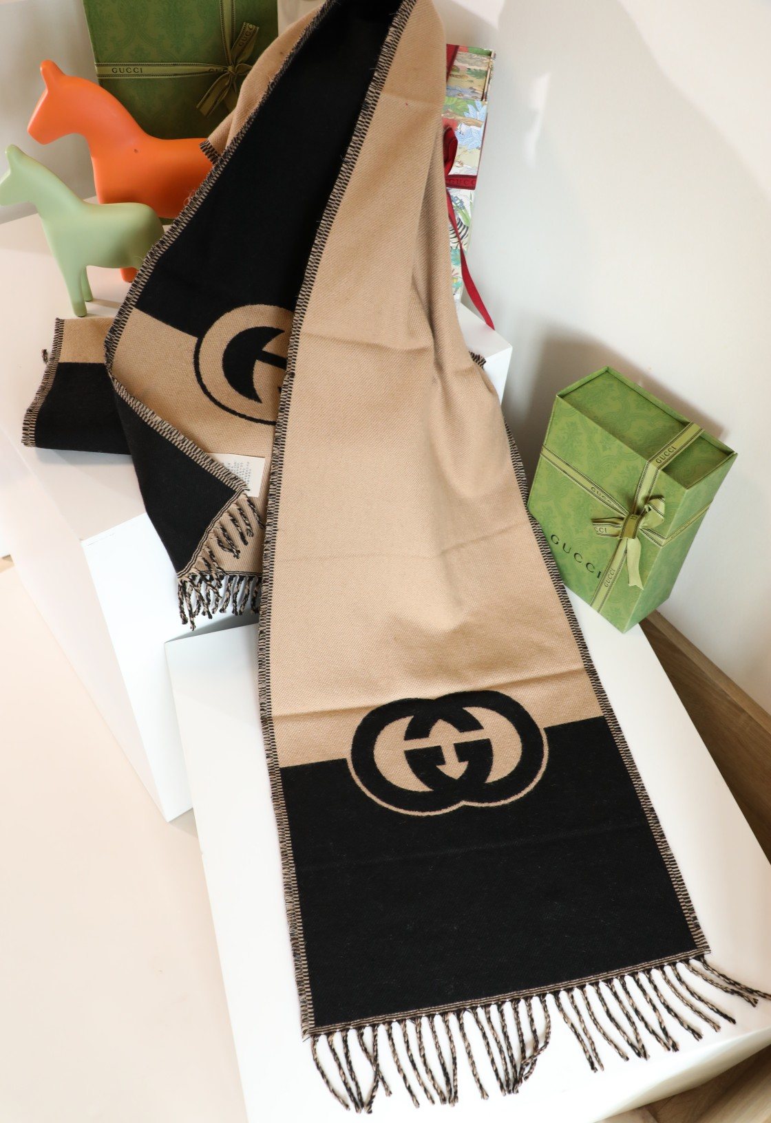 Gucci Black & Camel Beige Fringed Scarf