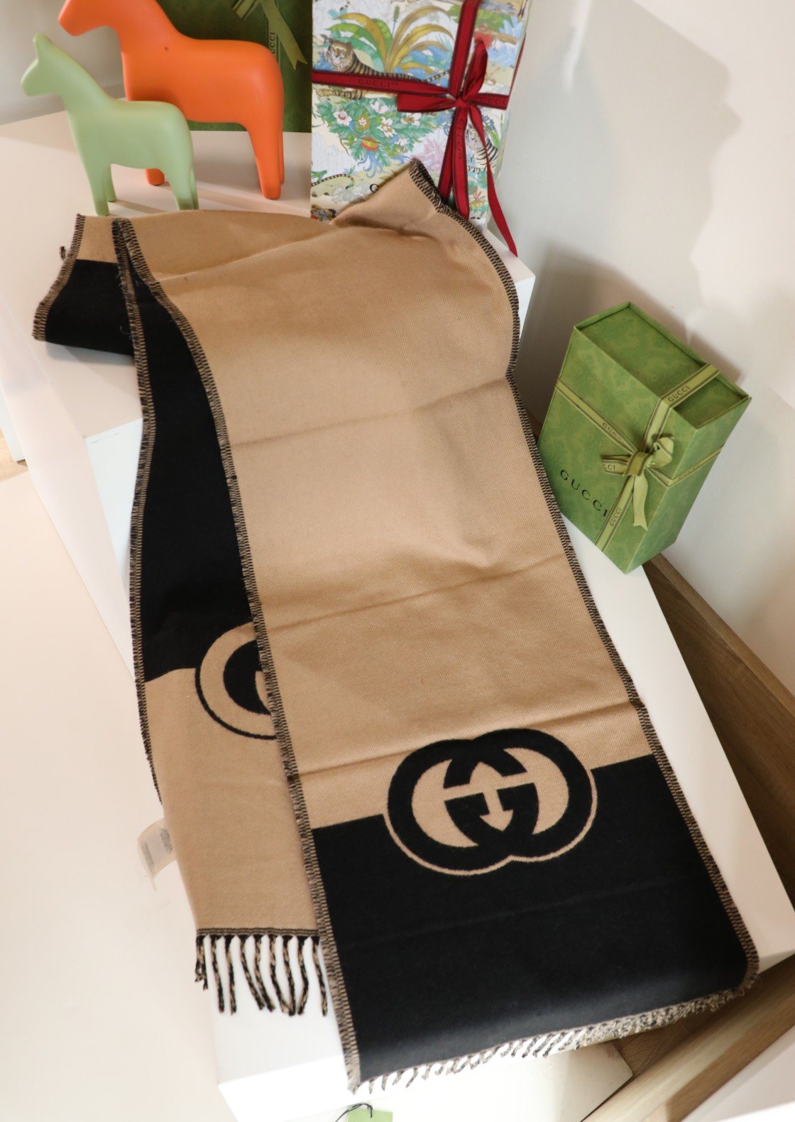 Gucci Black & Camel Beige Fringed Scarf