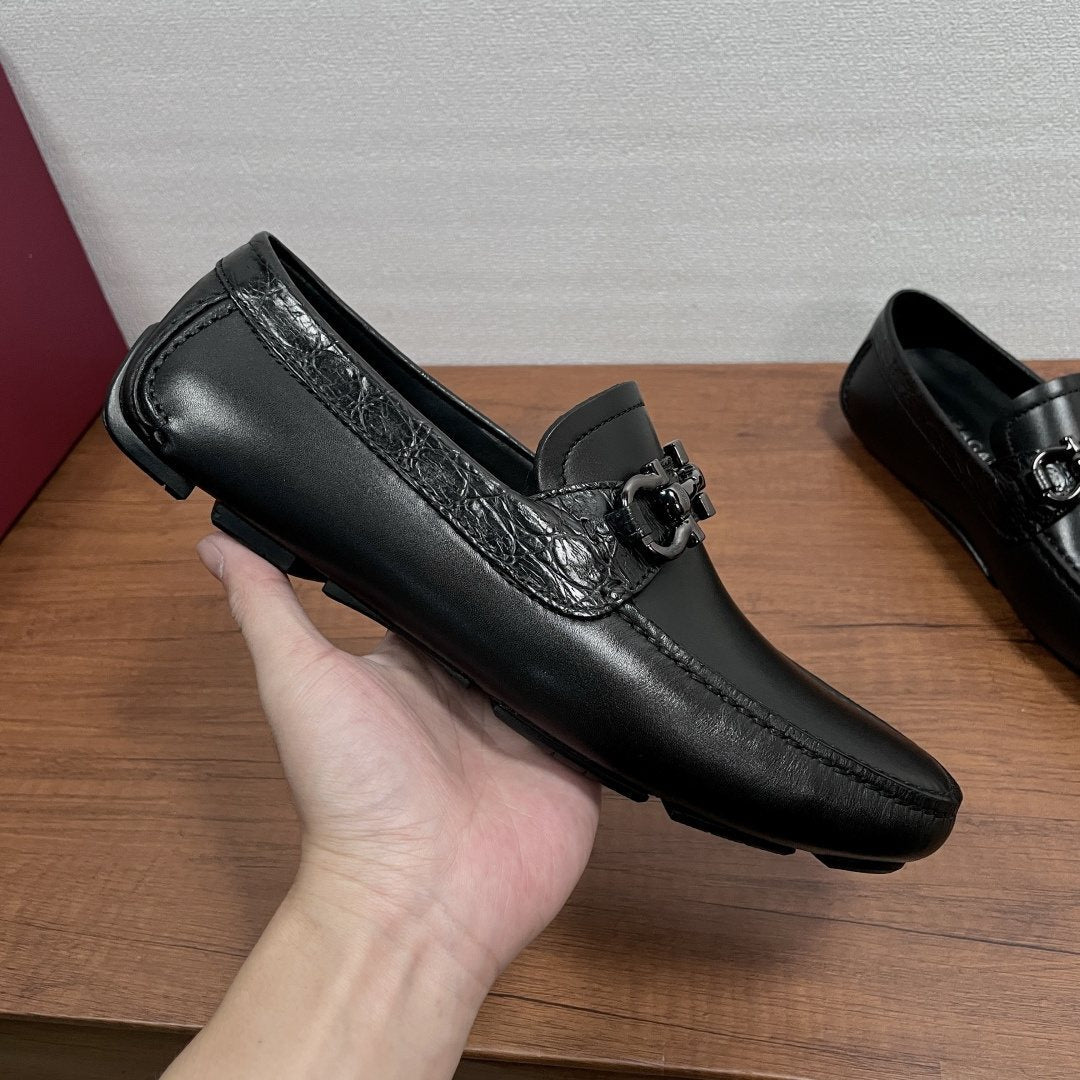 FERRAGAMO Black Horsebit Driving Loafers