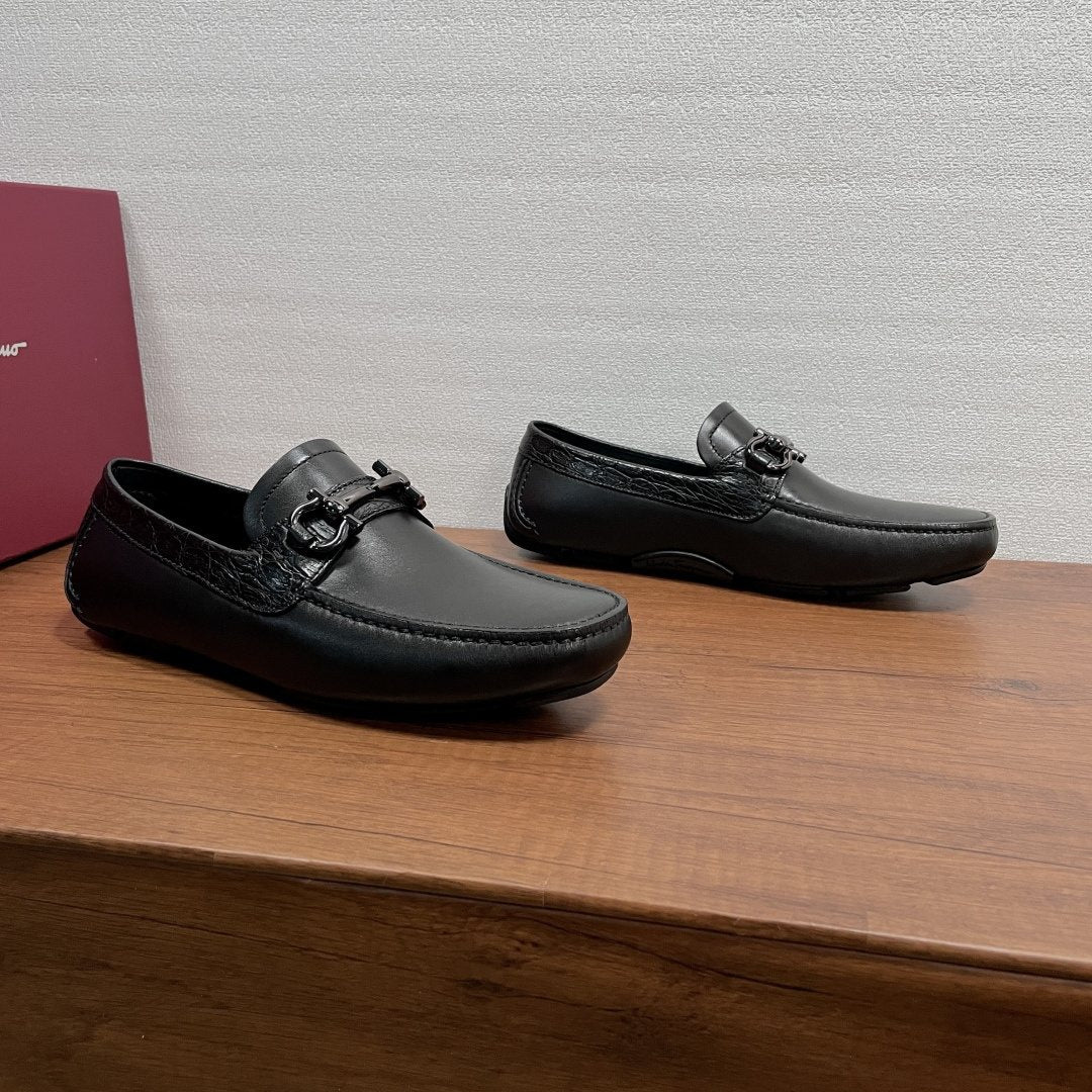 FERRAGAMO Black Horsebit Driving Loafers