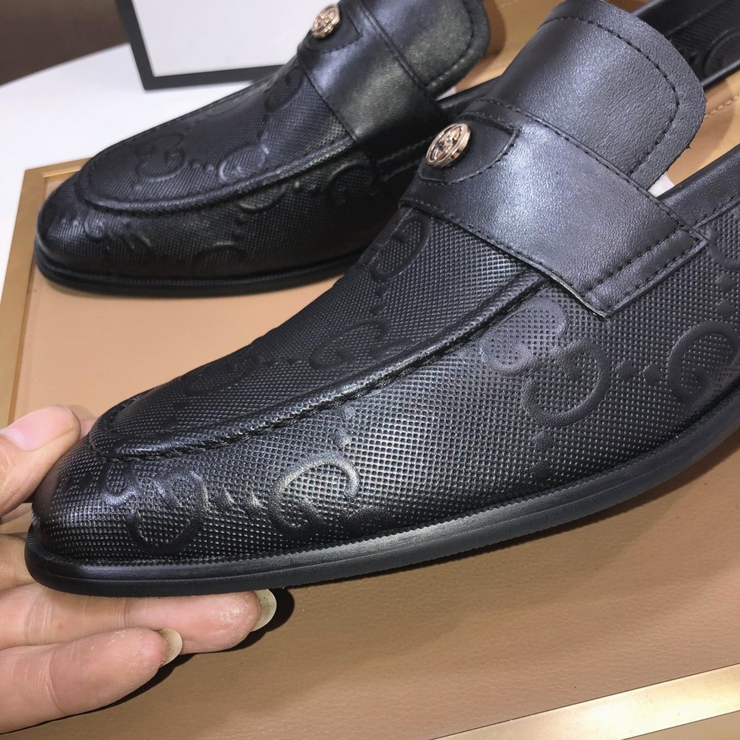 Gucci Black Embossed Leather Loafers - Rounded Toe