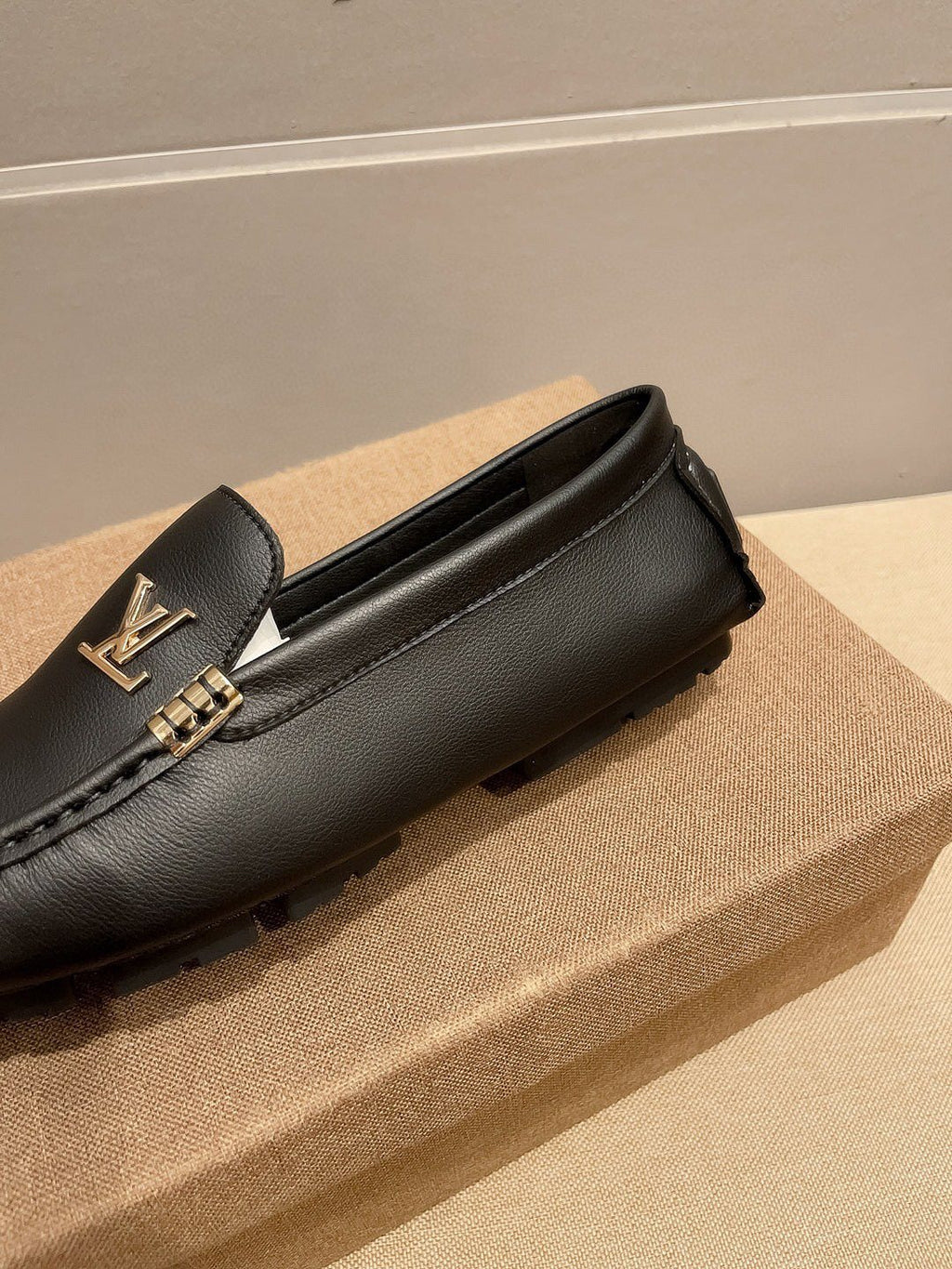 Louis Vuitton Black Pebbled Leather Loafers - Moc-Toe Stitching