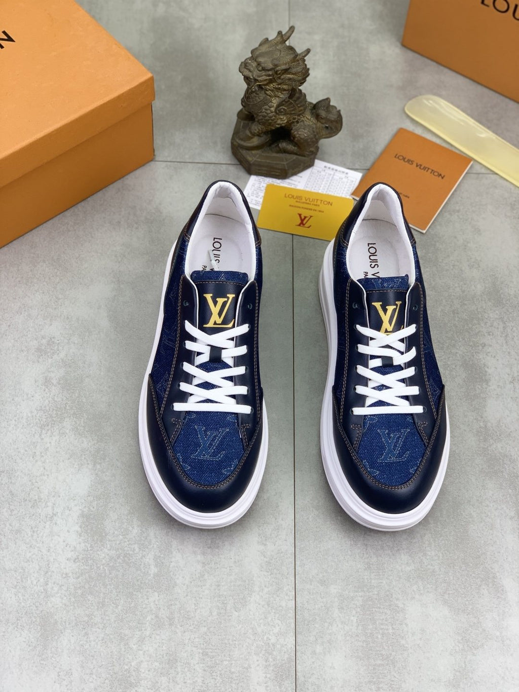 Louis Vuitton Patterned Low-Top Sneakers