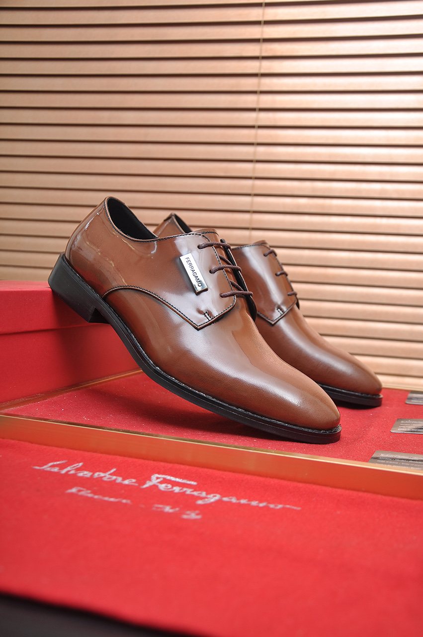 Salvatore Ferragamo Leather Lace-Up Dress Shoes