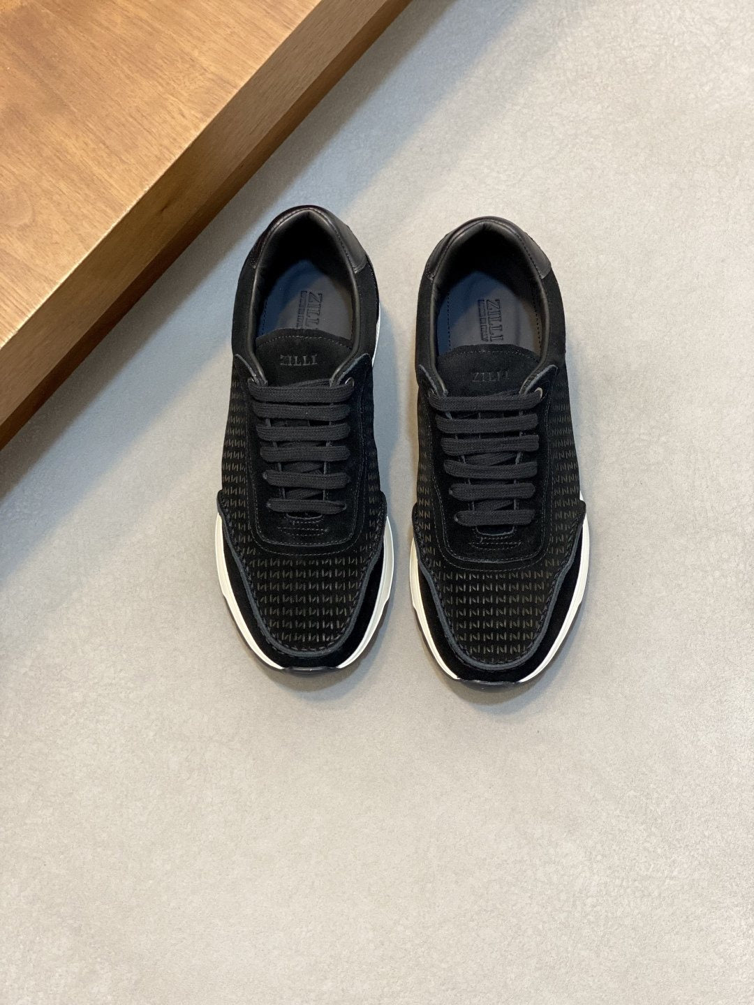 Zilli Men's Textured Low-Top Sneakers - Padded Collar