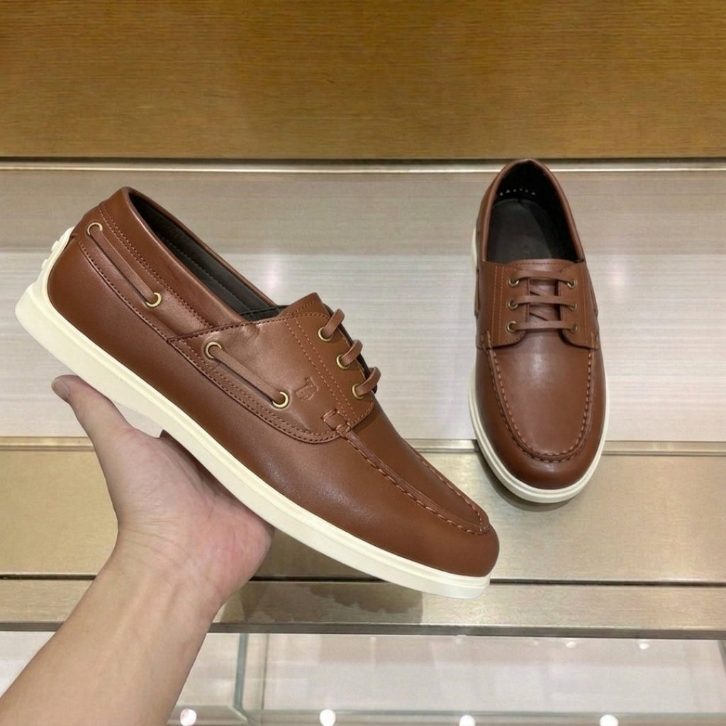 TOD'S Moc-Toe Boat Shoes