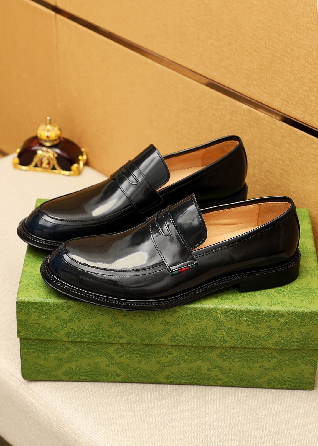 Gucci Polished Penny Loafers