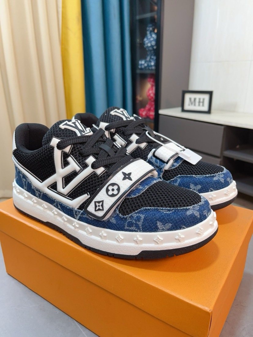 Louis Vuitton Patterned Panel Low-Top Sneakers