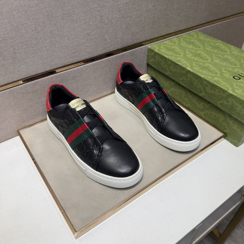 Gucci Green-Red Stripe Low-Top Sneakers